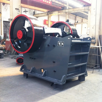 Große Kieferbrüche Produktionslinie Einlass Größe 900*600mm Installation unter technischer Anleitung