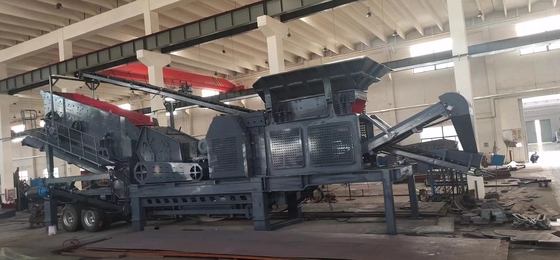 Mobiler Granit-Schlagbruchmaschine 100 T / H angepasste Anforderung Steckdose Größe 50-100mm
