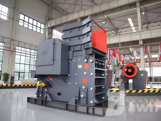 100 tph stationäre Steinbrüche Steingestein C6X110 Kieferbrüser Brecherei für Erzmaterialien