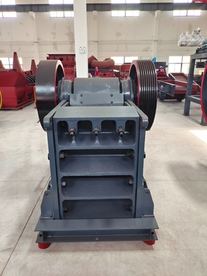 Große Kieferbrüche Produktionslinie Einlass Größe 900*600mm Installation unter technischer Anleitung