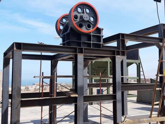 55-75kw Motorleistung PE600*900 Brecher für Kalkstein/Granit/Flussstein/Basalt Brechen