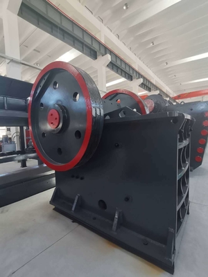 Standard-PE-Serie Kieferbrüchiger für Aggregat Steinbruch Granit Ausgang Größe 65-140mm