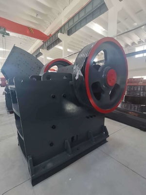 Standard-PE-Serie Kieferbrüchiger für Aggregat Steinbruch Granit Ausgang Größe 65-140mm