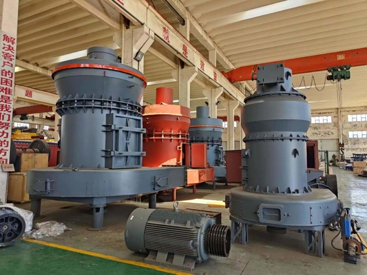 Industriestandard Raymond-Müllmaschinenlinie für Kalksteinquarz Dolomit
