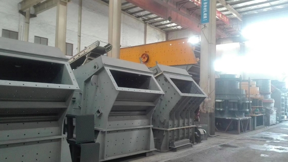 Unter technischer Anleitung Anlage 50-300 T/H Kalkstein Granit Schlagbrucher