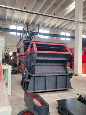 Aggregate Impact Crusher Herstellung Produktionslinie Eingang Größe 300-700mm fortgeschrittene Technologie